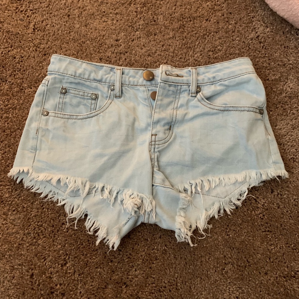 Frayed jean shorts